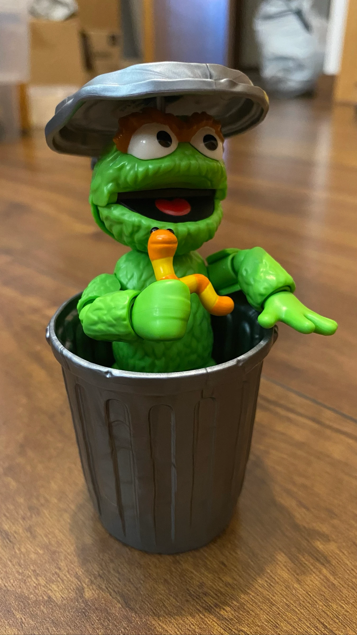 Sesame Street Oscar Figure – photo 9